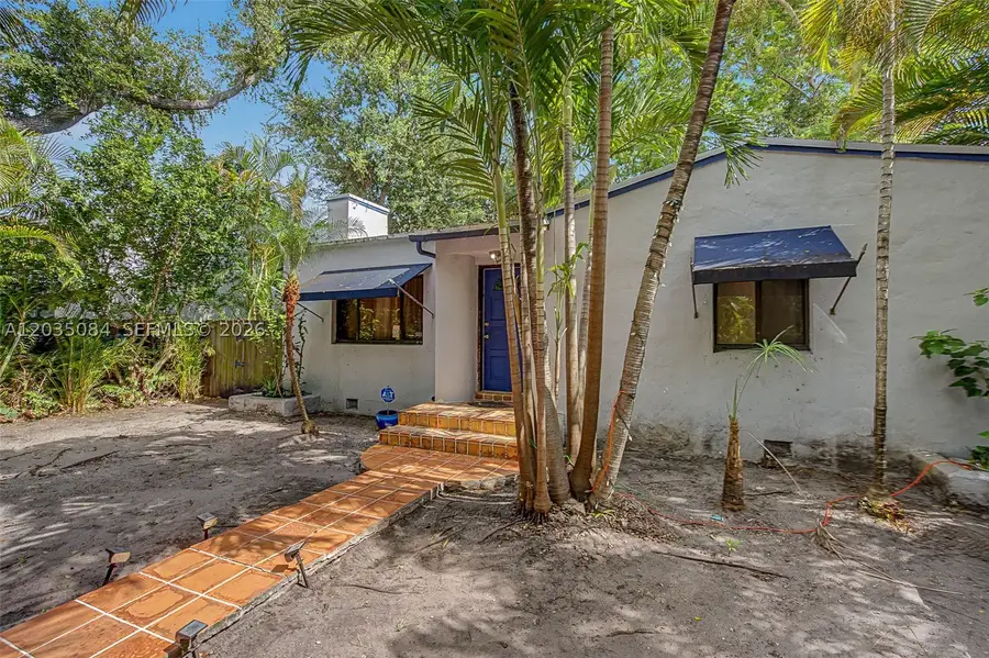583 NW 47th St, Miami, FL 33127 - #2