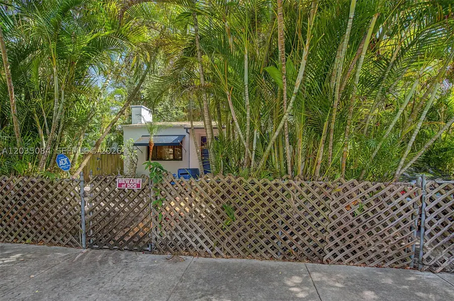 583 NW 47th St, Miami, FL 33127 - #3