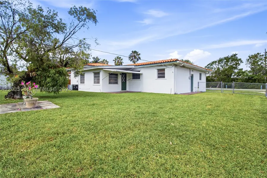 1490 Ludlam Dr, Miami Springs, FL 33166 - #3