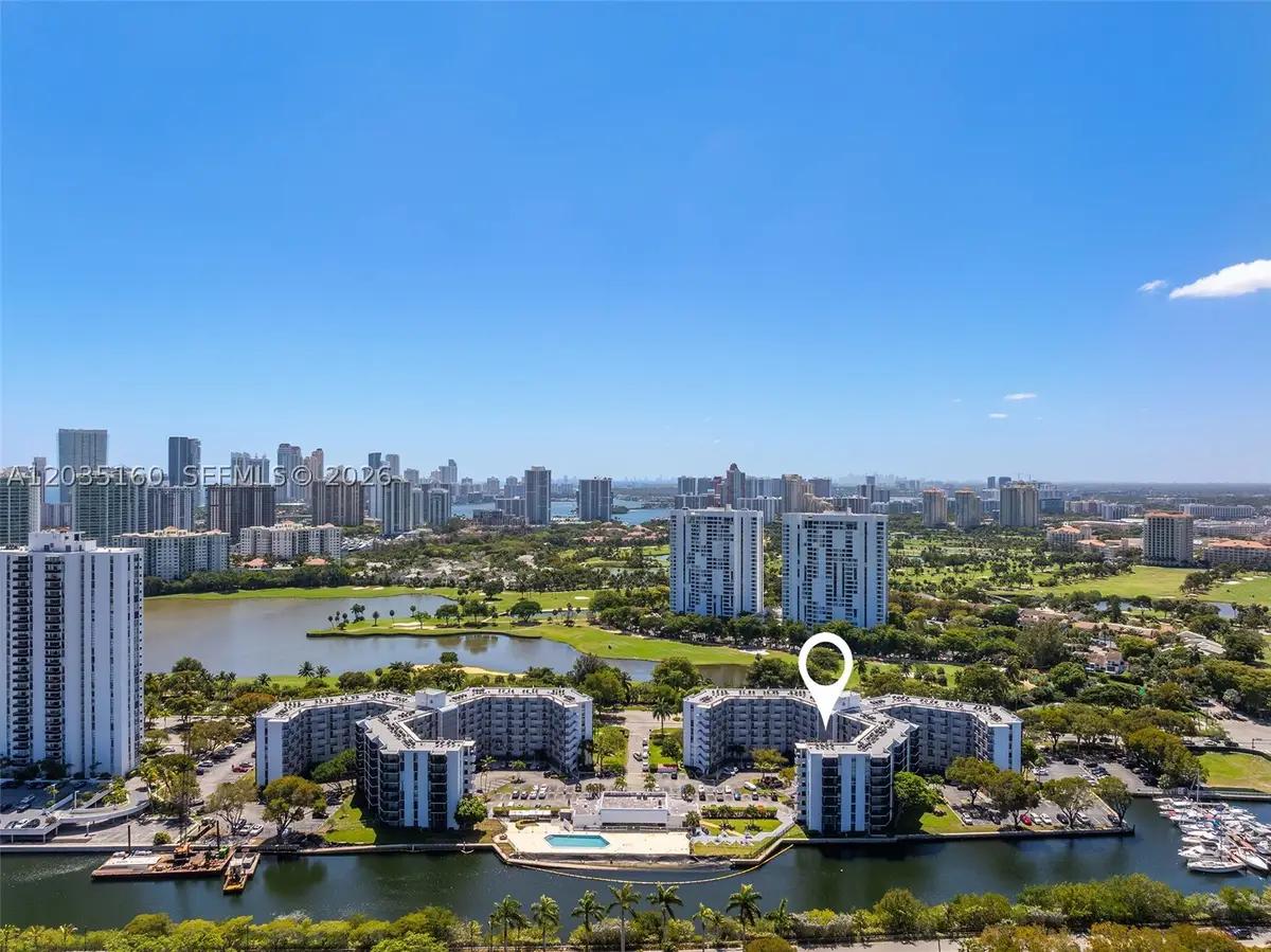 3401 N Country Club Dr #105, Aventura, FL 33180 - #1
