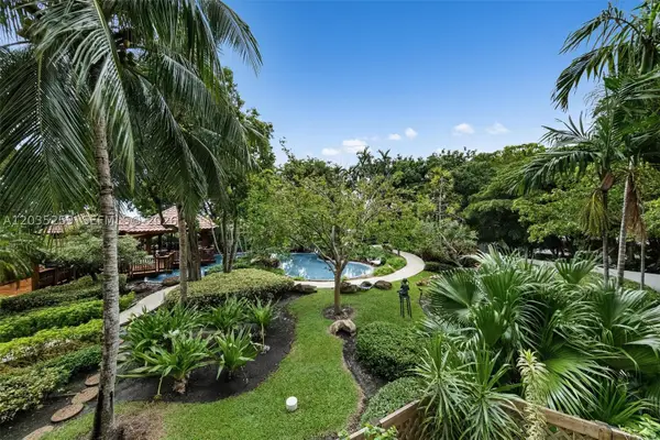2000 Towerside Ter #412, Miami, FL 33138