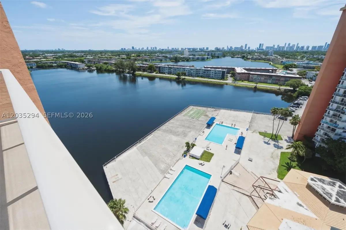 1301 NE Miami Gardens Dr #1515W, Miami, FL 33179 - #1