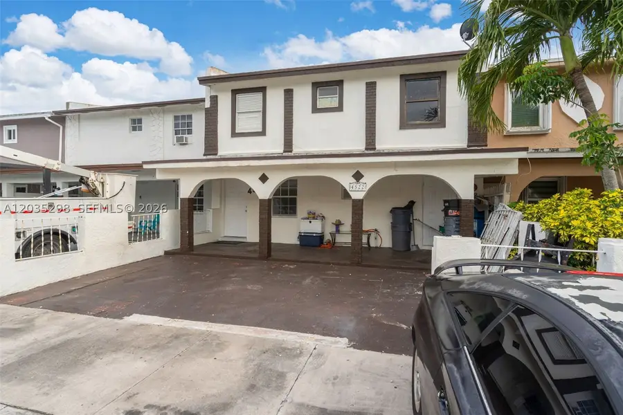 4522 NW 194th St, Miami Gardens, FL 33055 - #3
