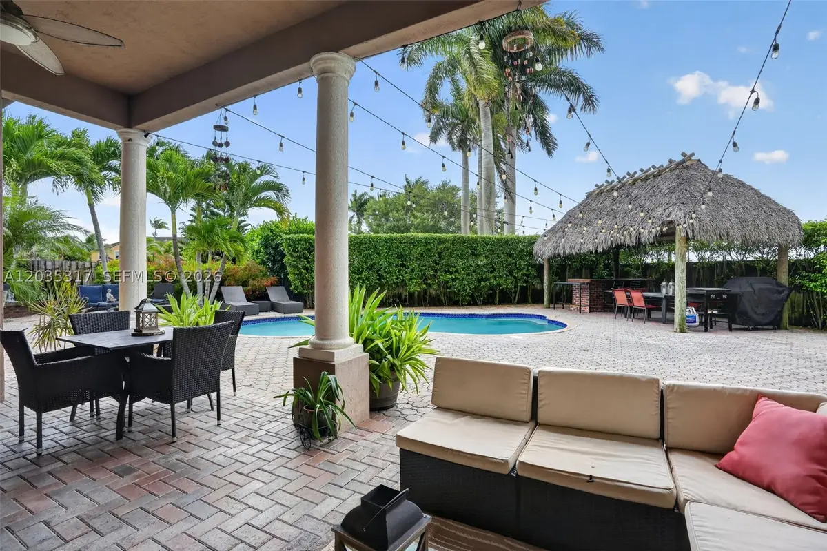 8216 SW 166th Pl, Miami, FL 33193 - #1