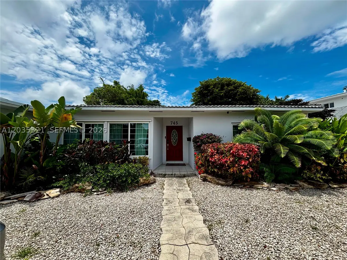 745 S Shore Dr, Miami Beach, FL 33141 - #1