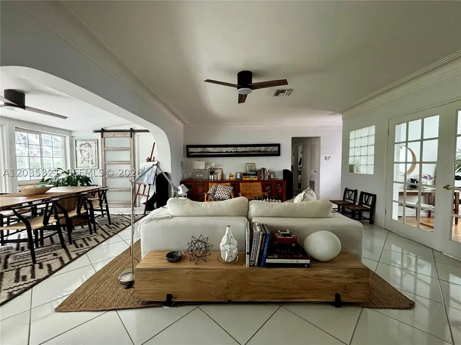 745 S Shore Dr, Miami Beach, FL 33141 - #3