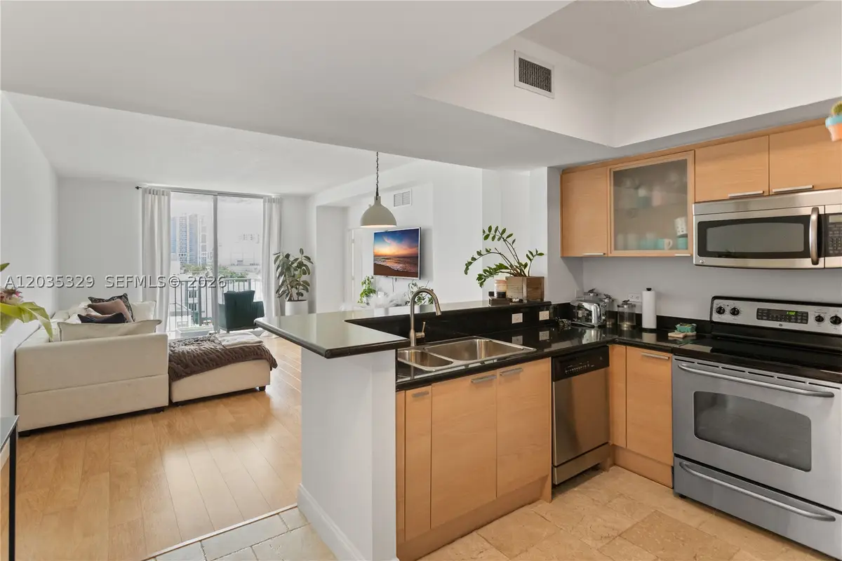 140 S Dixie Hwy #417, Hollywood, FL 33020 - #1