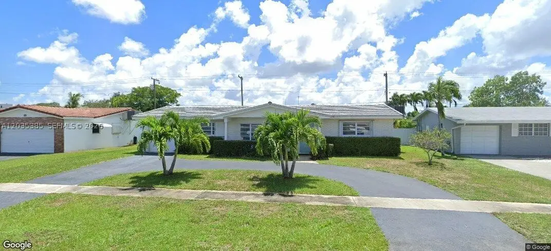 614 S Crescent Dr, Hollywood, FL 33021 - #1