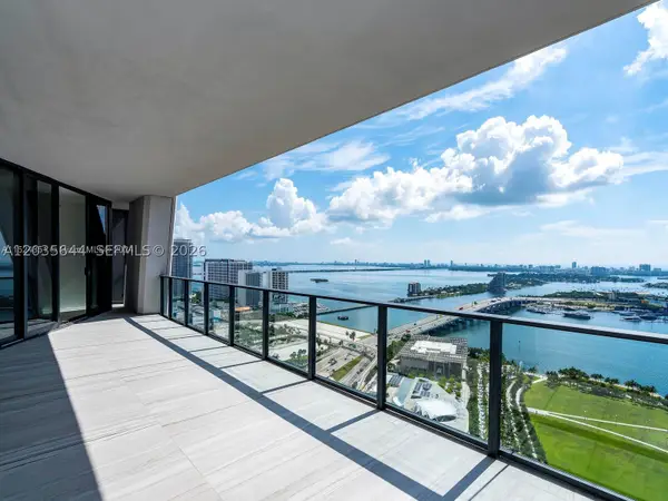 1000 Biscayne Blvd #4802, Miami, FL 33132