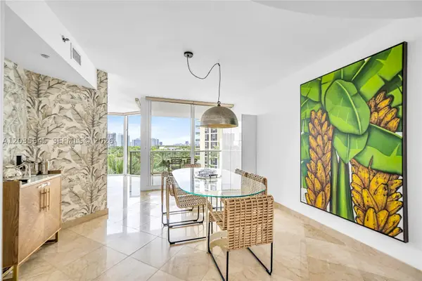 19333 Collins Ave #709, Sunny Isles Beach, FL 33160