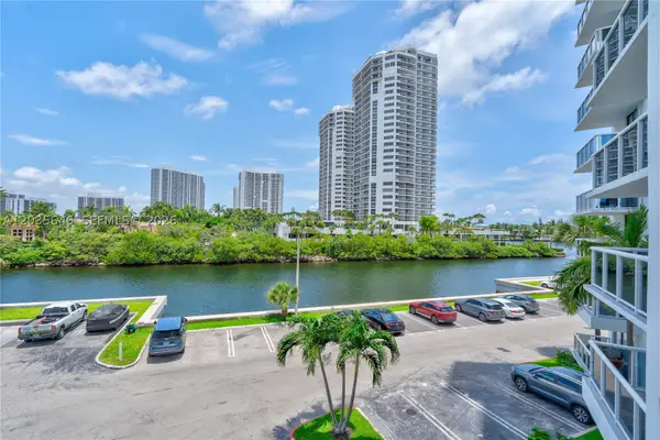 20505 E Country Club Dr #331, Aventura, FL 33180
