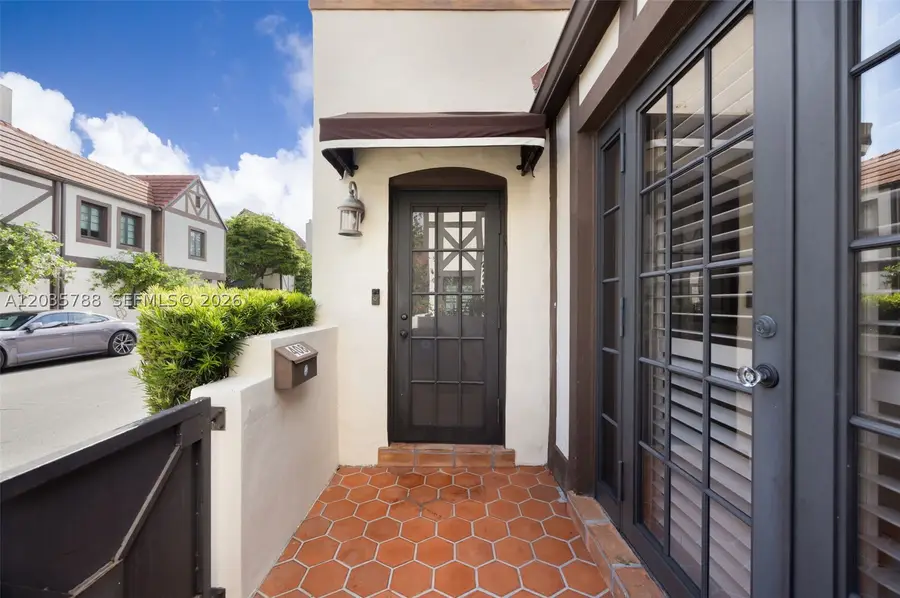 408 Viscaya Ave, Coral Gables, FL 33134 - #3