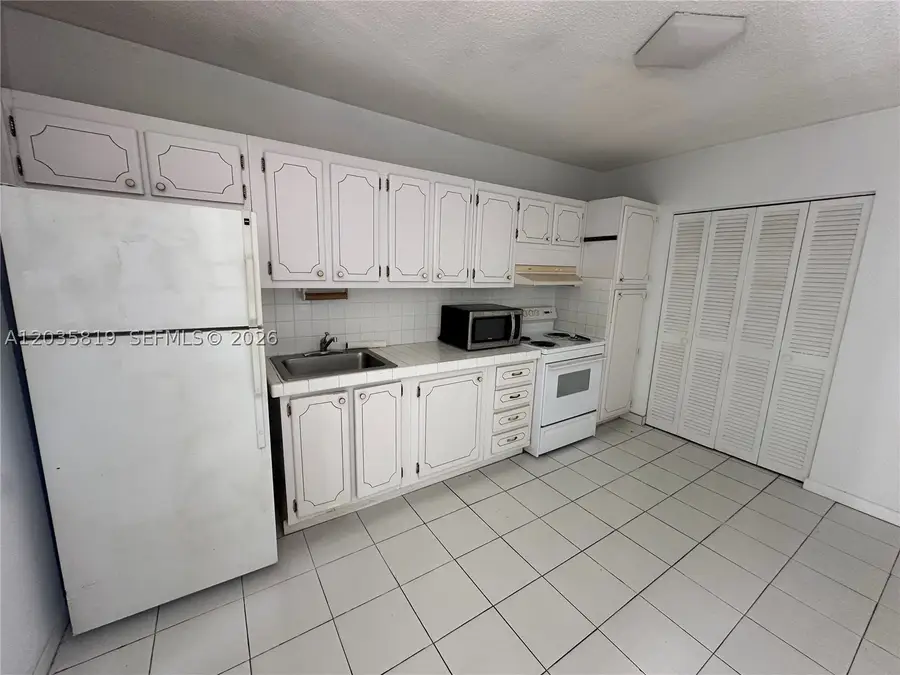 1340 Lincoln Rd #309, Miami Beach, FL 33139 - #2