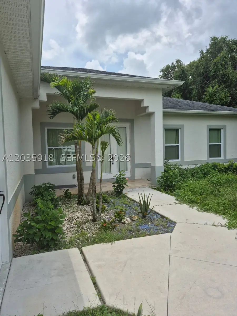 3642 32nd Ave Se, Naples, FL 34117 - #2