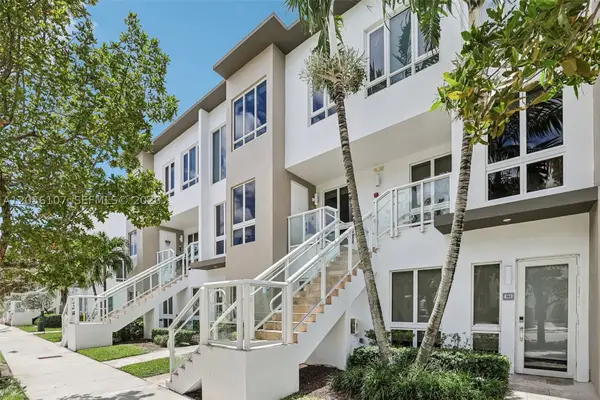 10280 NW 63rd Ter #203, Doral, FL 33178