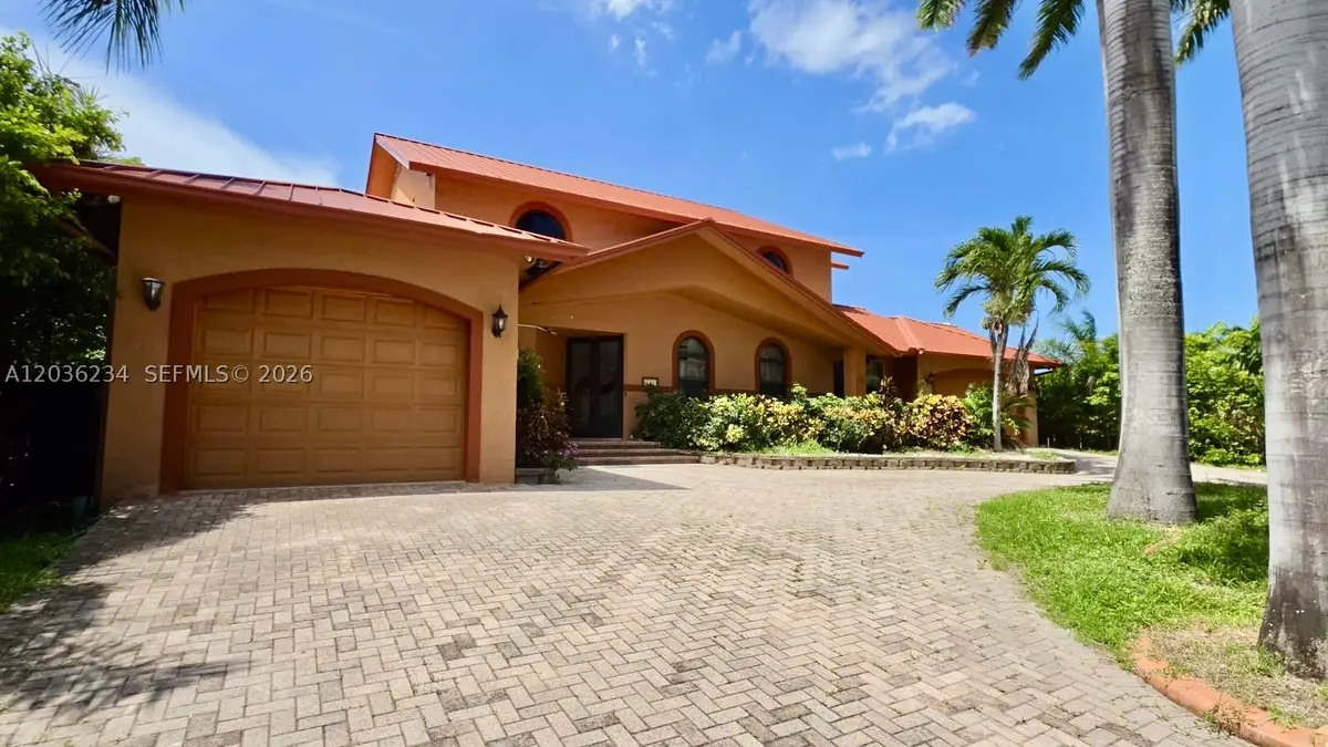 741 Tyler St, Hollywood, FL 33019 - #1