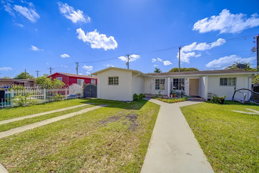 11250 SW 7th St, Sweetwater, FL 33174 - #2