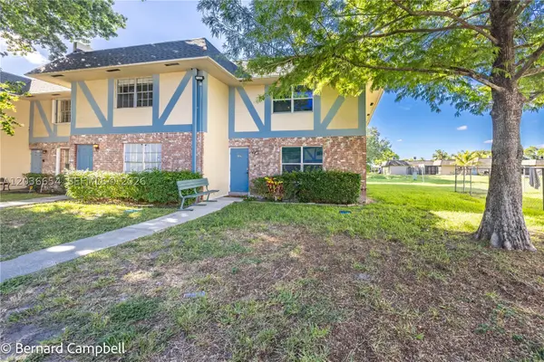 7501 Kimberly Blvd #115, North Lauderdale, FL 33068