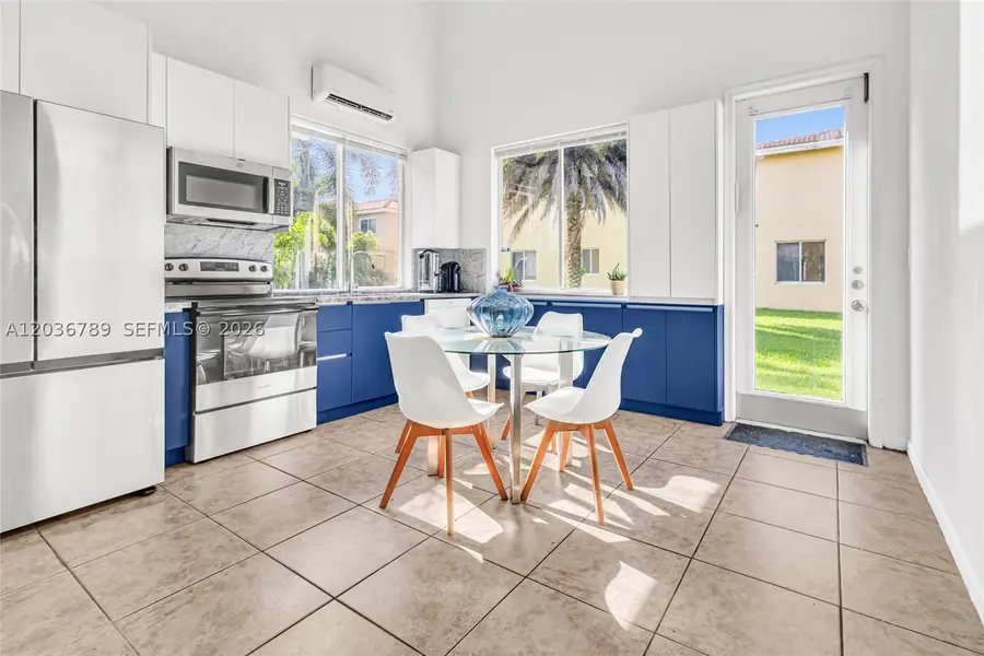 945 NW 206th St, Miami Gardens, FL 33169 - #3