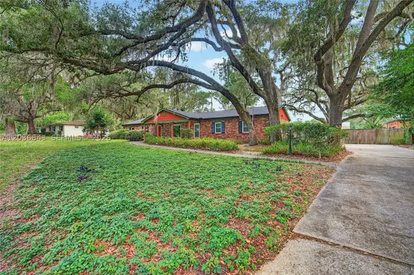 1944 SW 48th Avenue, Gainesville, FL 32609