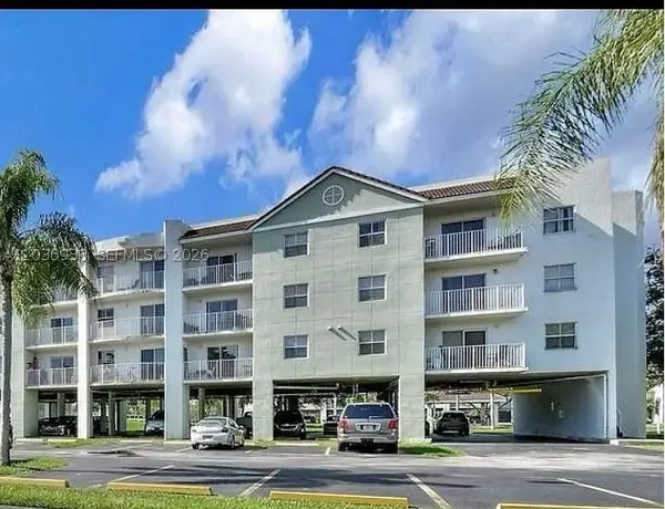 8200 SW 210th St #304, Cutler Bay, FL 33189