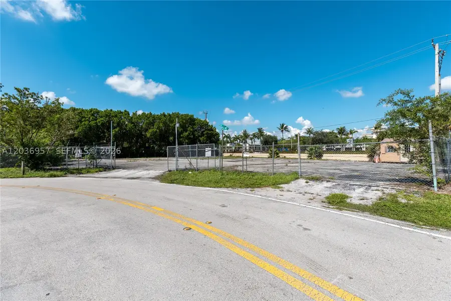 311 NW 135th Way, Plantation, FL 33325 - #2