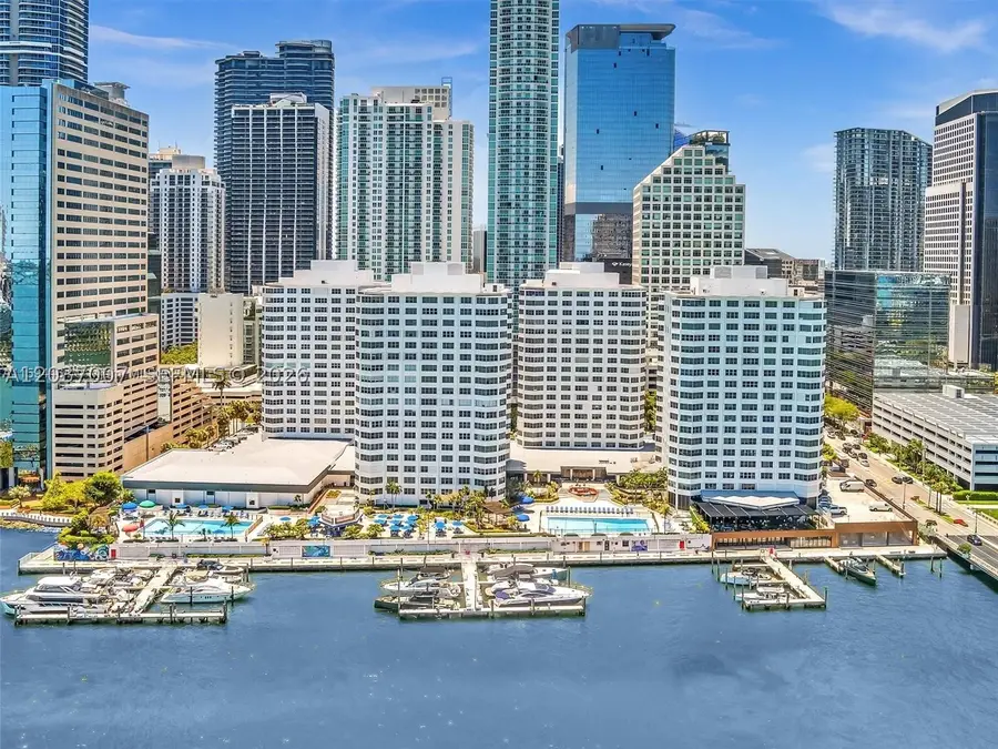905 Brickell Bay Dr #623, Miami, FL 33131 - #2