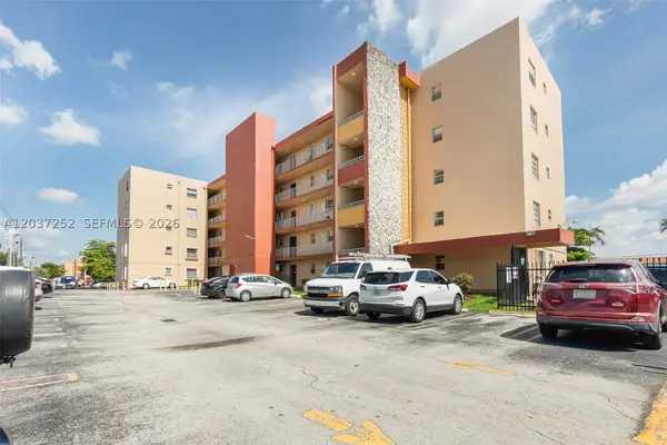 6090 W Flagler St #307, Miami, FL 33144