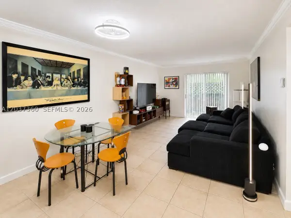 8650 SW 109th Ave #3-103, Miami, FL 33173