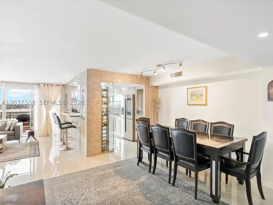 18071 Biscayne Blvd #1401, Aventura, FL 33160 - #3
