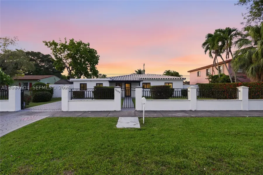 7395 SW 39th St, Miami, FL 33155 - #2
