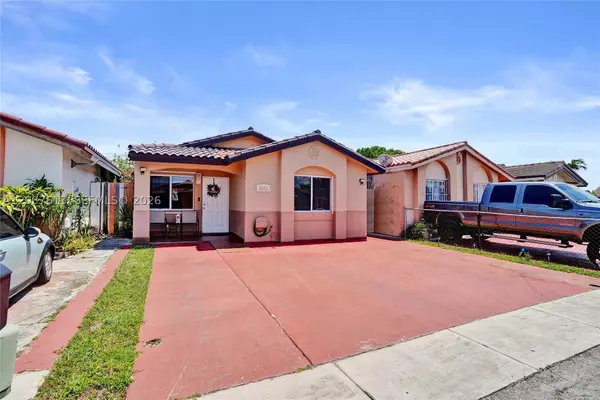 2886 W 74th Pl, Hialeah, FL 33018