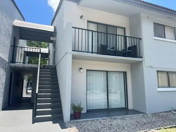 7030 NW 179th St #104, Hialeah, FL 33015