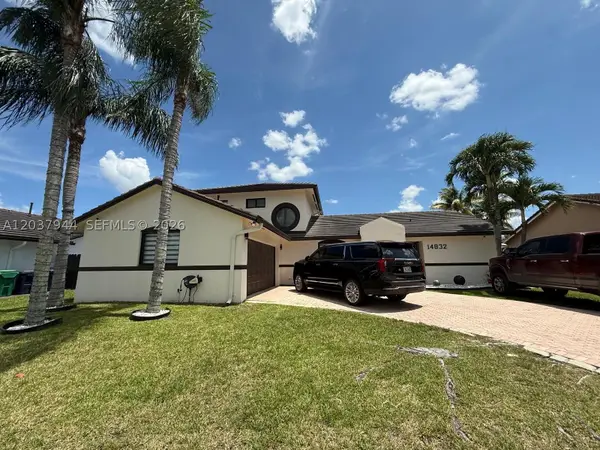 14832 SW 169th Ln, Miami, FL 33187