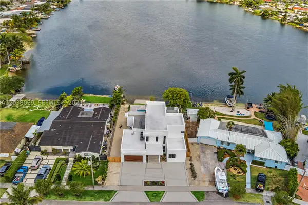 10755 SW 52nd Ter, Miami, FL 33165