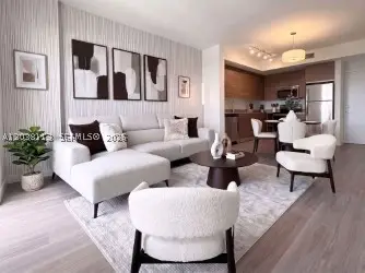 315 NW 27th Ave #303, Miami, FL 33125