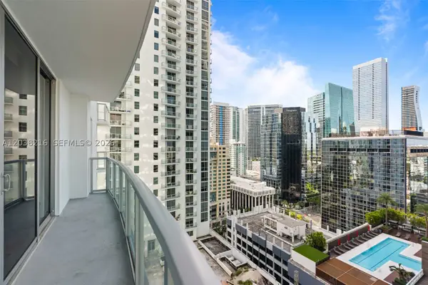 1050 Brickell Ave #2112, Miami, FL 33131