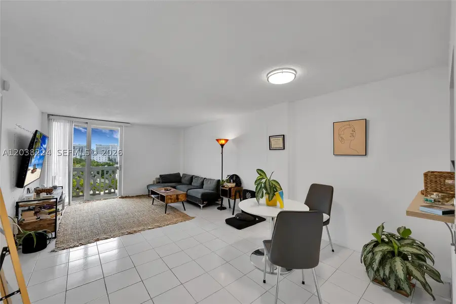 1020 Meridian Ave #715, Miami Beach, FL 33139 - #3