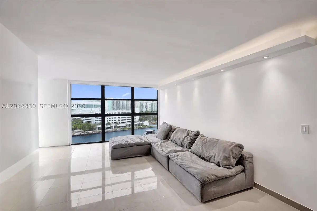 400 Leslie Dr #1022, Hallandale Beach, FL 33009 - #1