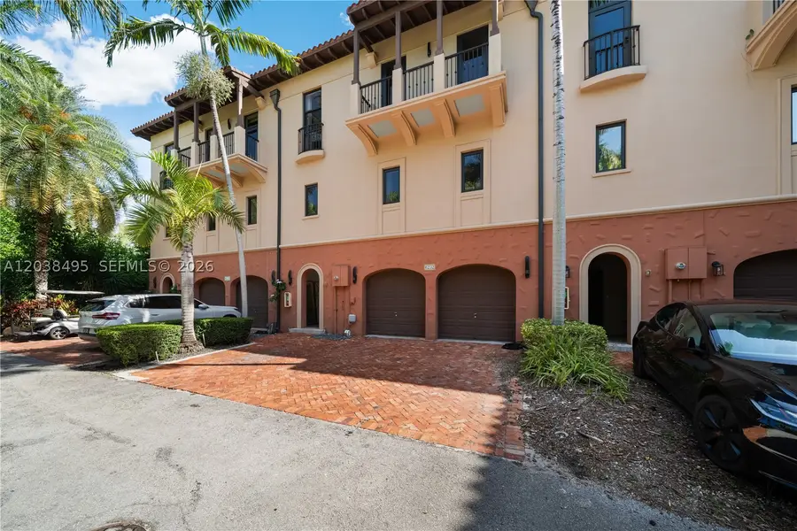 6232 Paradise Point Dr, Palmetto Bay, FL 33157 - #3