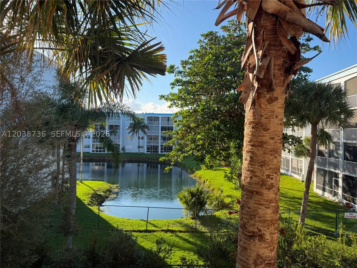 610 NE 2nd St #205, Dania Beach, FL 33004 - #1