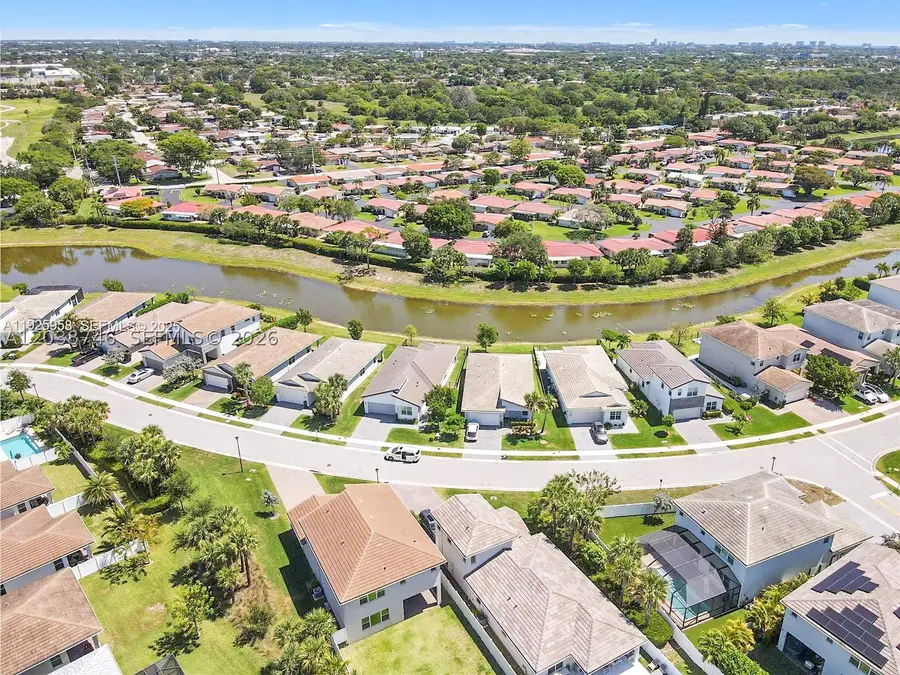 4242 Rosa Dr, Deerfield Beach, FL 33064 - #2