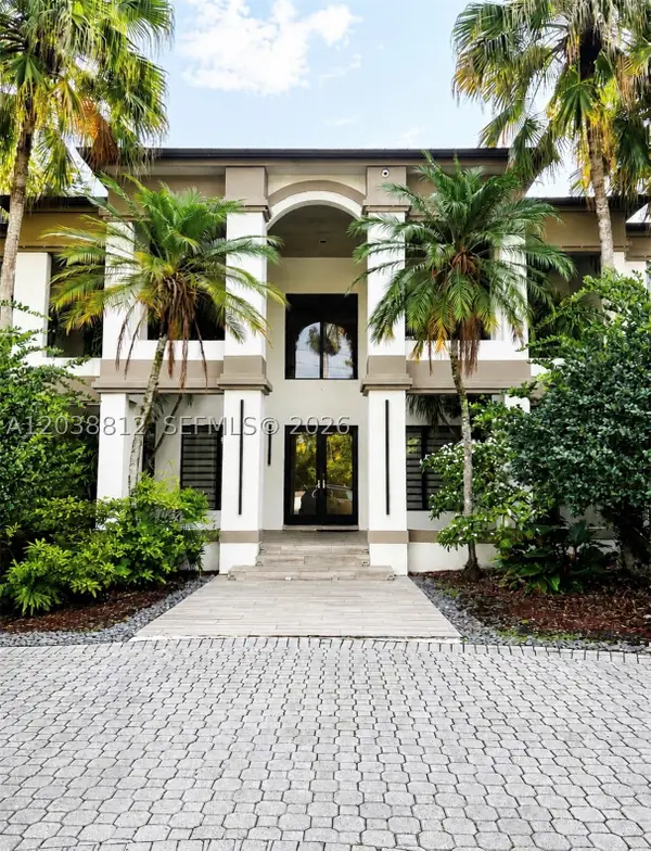 10395 SW 67th Ave, Pinecrest, FL 33156