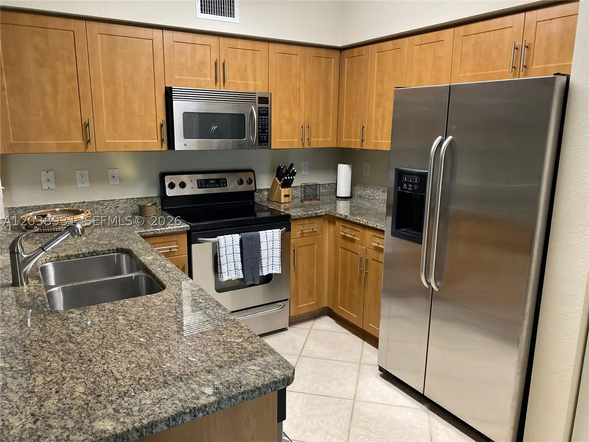 6400 Emerald Dunes Dr #303, West Palm Beach, FL 33411 - #1
