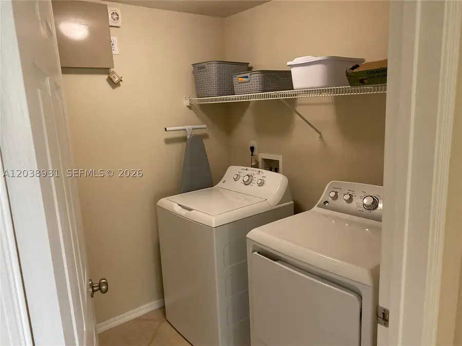 6400 Emerald Dunes Dr #303, West Palm Beach, FL 33411 - #2