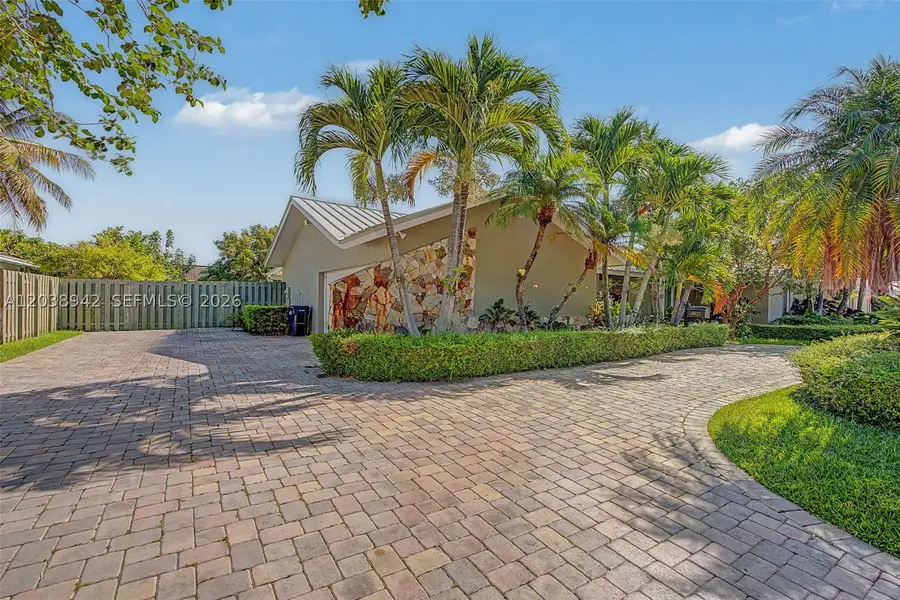 8021 SW 162nd St, Palmetto Bay, FL 33157 - #2