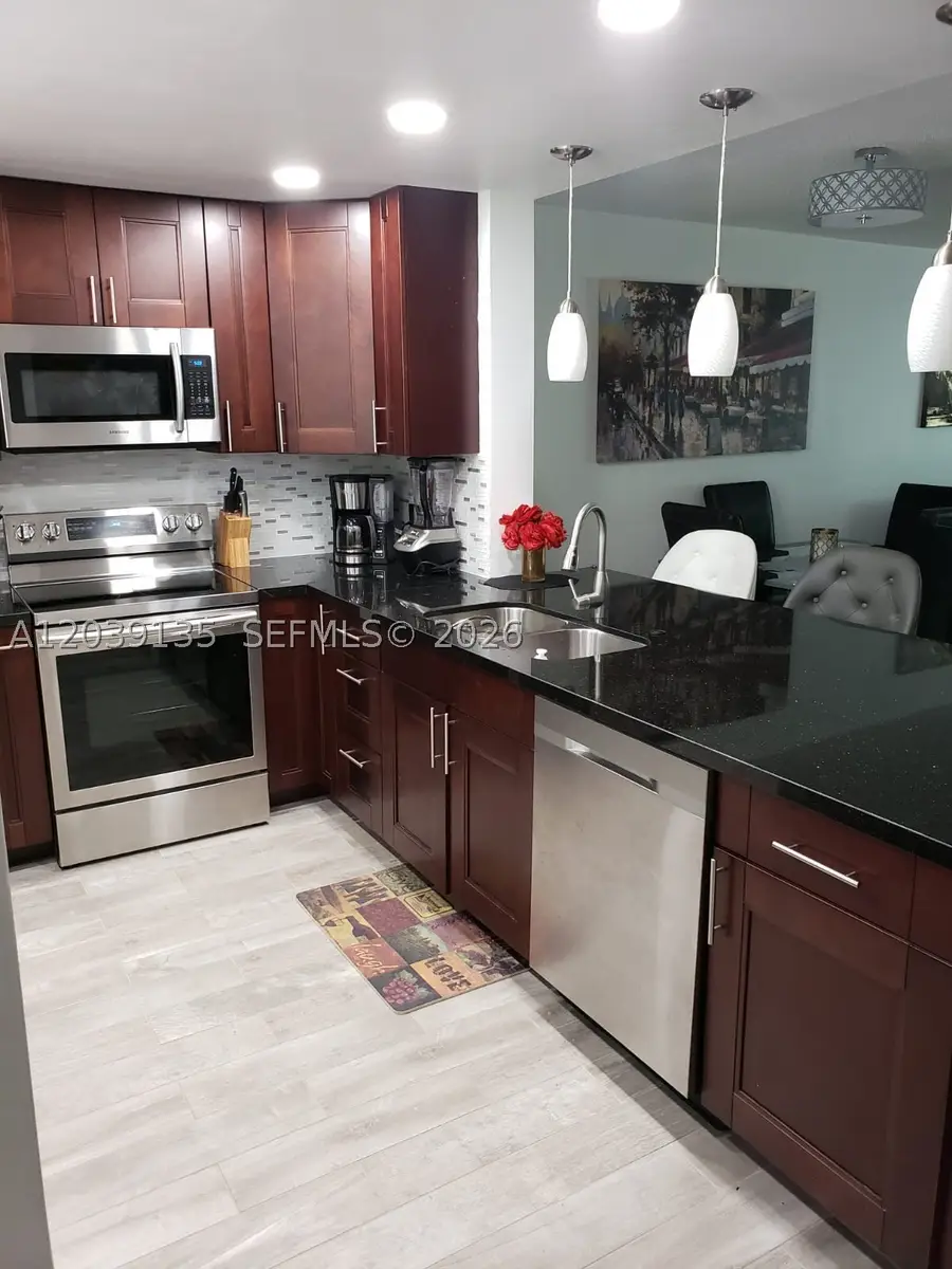 900 NE 12th Ave #302, Hallandale Beach, FL 33009 - #2