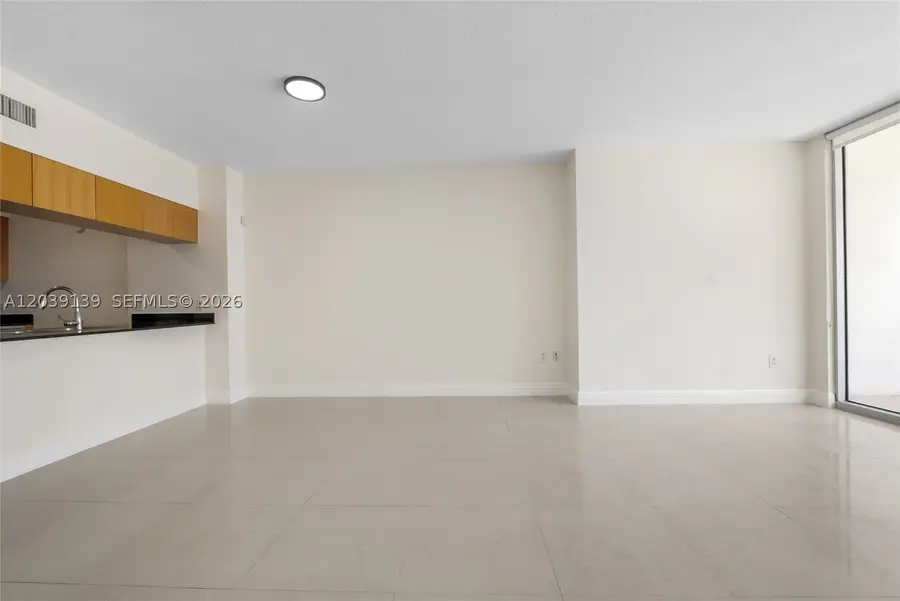 1750 N Bayshore Dr #4811, Miami, FL 33132 - #3