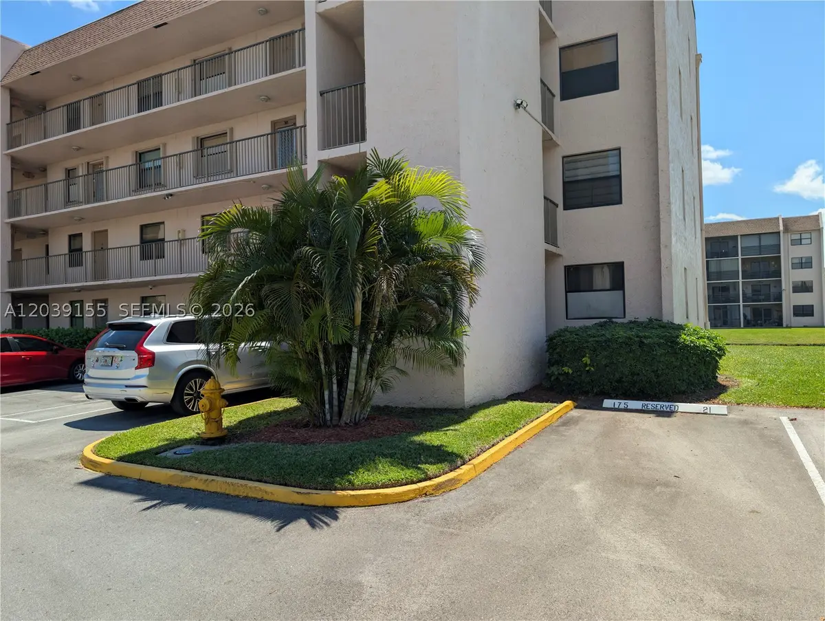 10120 Sunrise Lakes Blvd #110, Sunrise, FL 33322 - #1