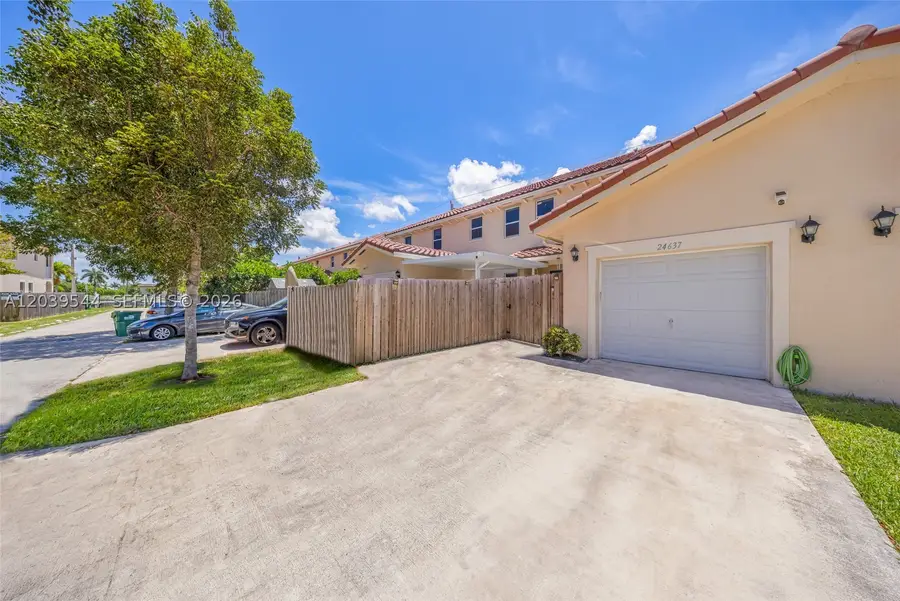 24637 SW 117th Ave, Homestead, FL 33032 - #2